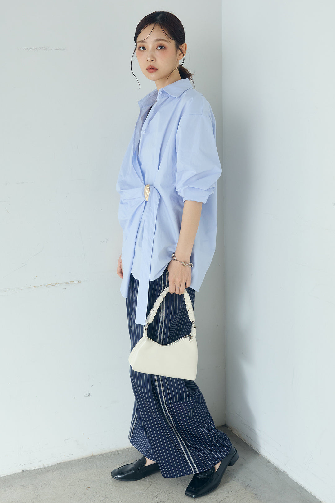 [SET]サイド留め具デザインシャツ+ストライプ柄トラックイージーパンツ(2set)