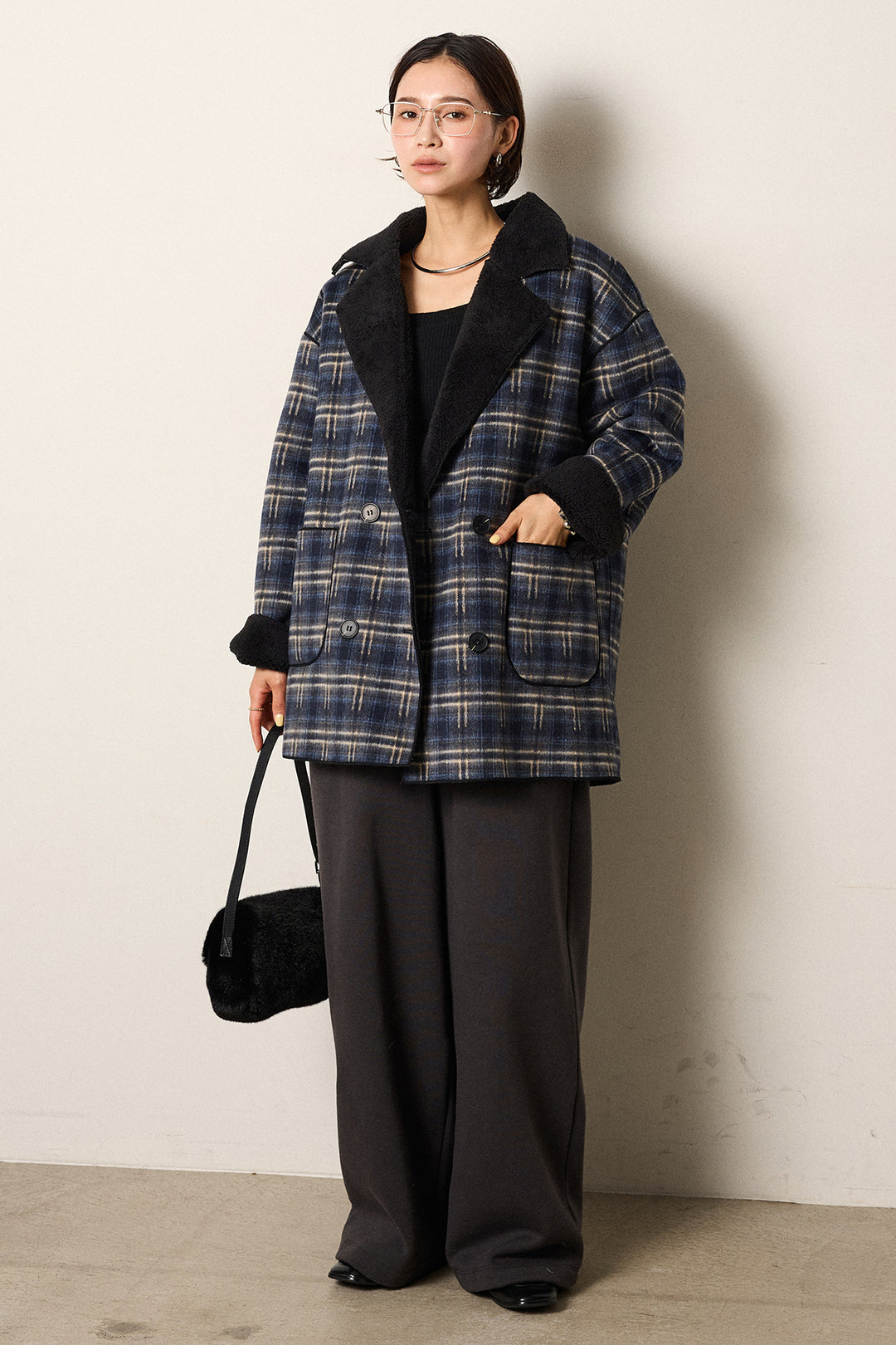 [SET]裏地ボアタータンチェック柄ミディアムコート+裏起毛スウェットワイドパンツ(2set)