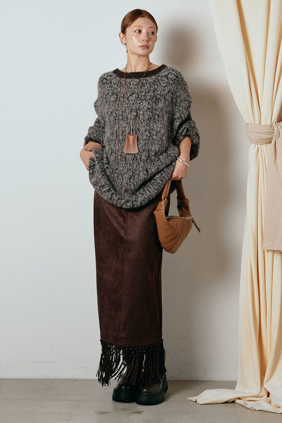 [SET]ボリュームスリーブミックスニットトップス+スウェードライク裾フリンジスカート(2set)