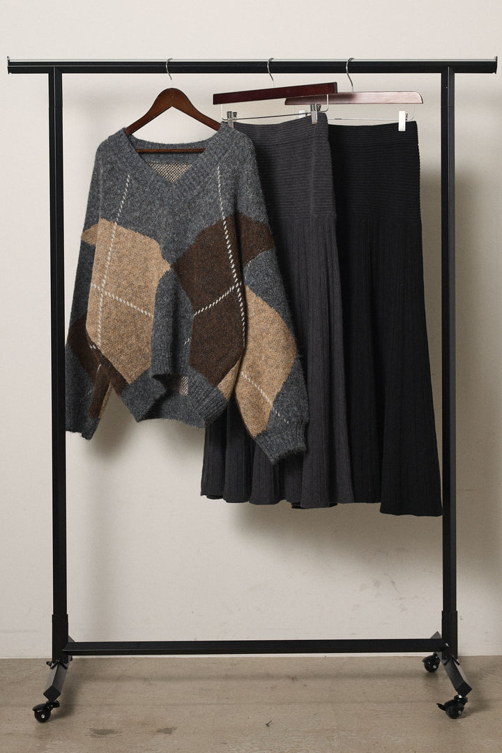 【着回しセット】[SET]ルーズアーガイルVネックニット+編み地切り替えフレアニットスカート+編み地切り替えフレアニットスカート(3set)