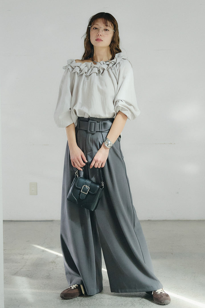 [SET]ネックフリルデザインブラウス+ベルト付きツータックワイドパンツ(2set)