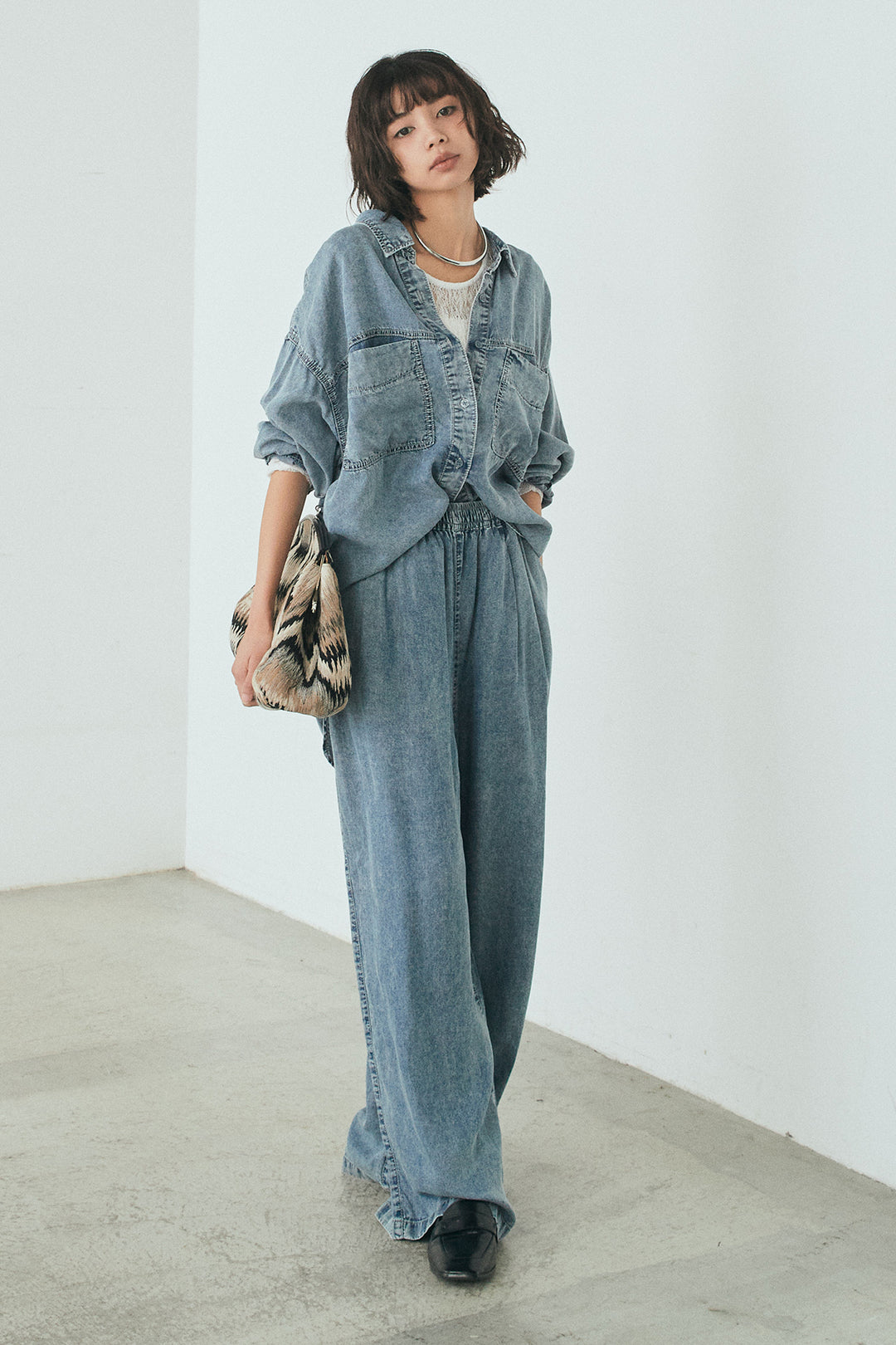 [SET]テンセルデニムシャツ+テンセルデニムイージーワイドパンツ+ストレッチレースクルーネックインナー(3set)