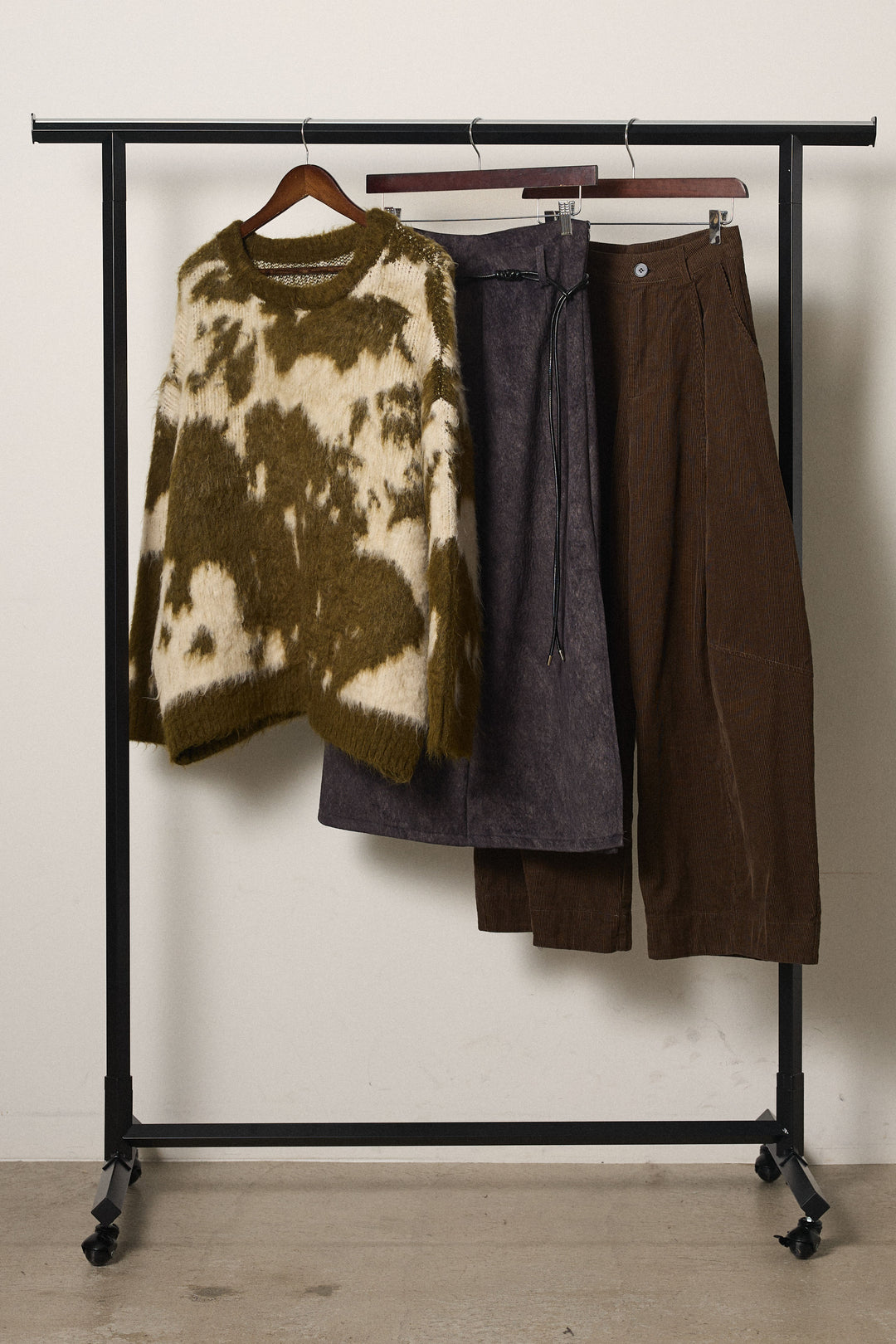 【着回しセット】[SET]モヘアタッチマーブルニット+タック入りコーデュロイワイドパンツ+ロープベルト付きスウェード調スカート(3set)