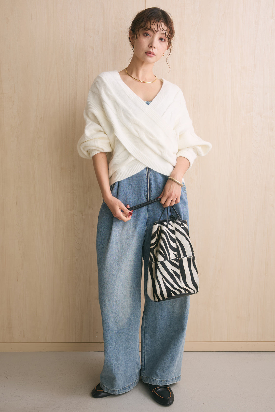 [SET]ケーブルカシュクールニットトップス+フロントジップストラップデザインデニムサロペット(2set)