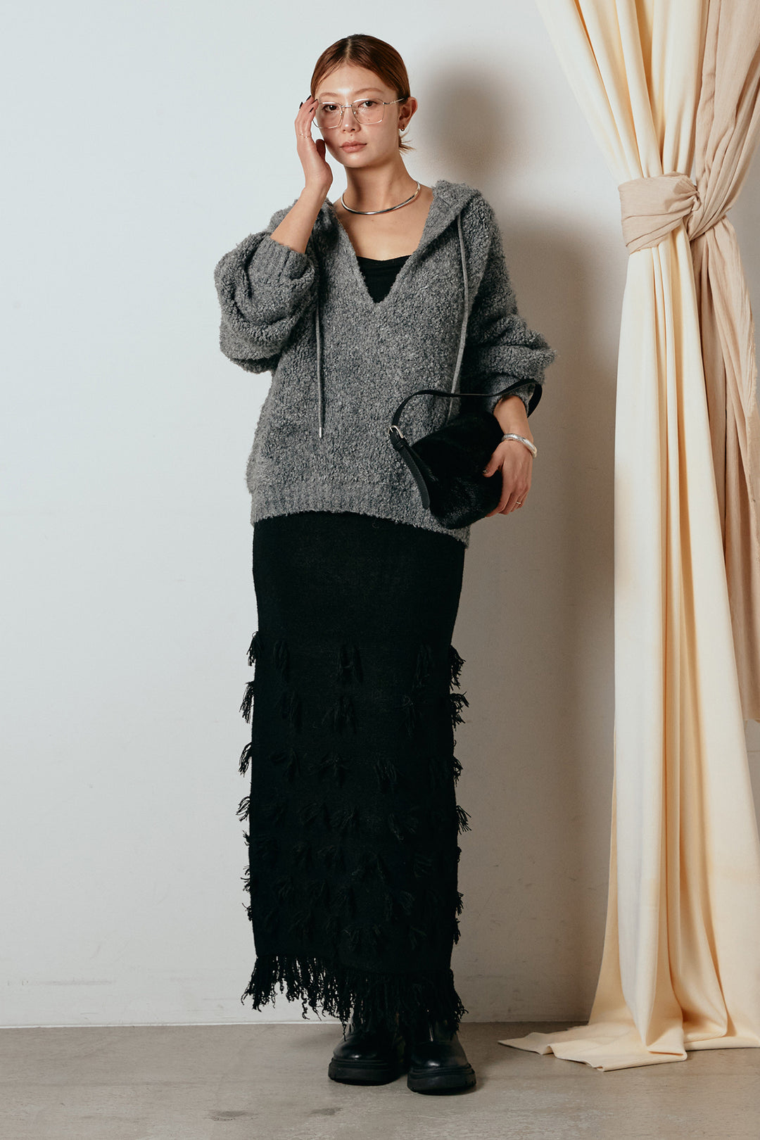 [SET]ブークレキーネックプルオーバー+ポイントフリンジニットナロースカート(2set)