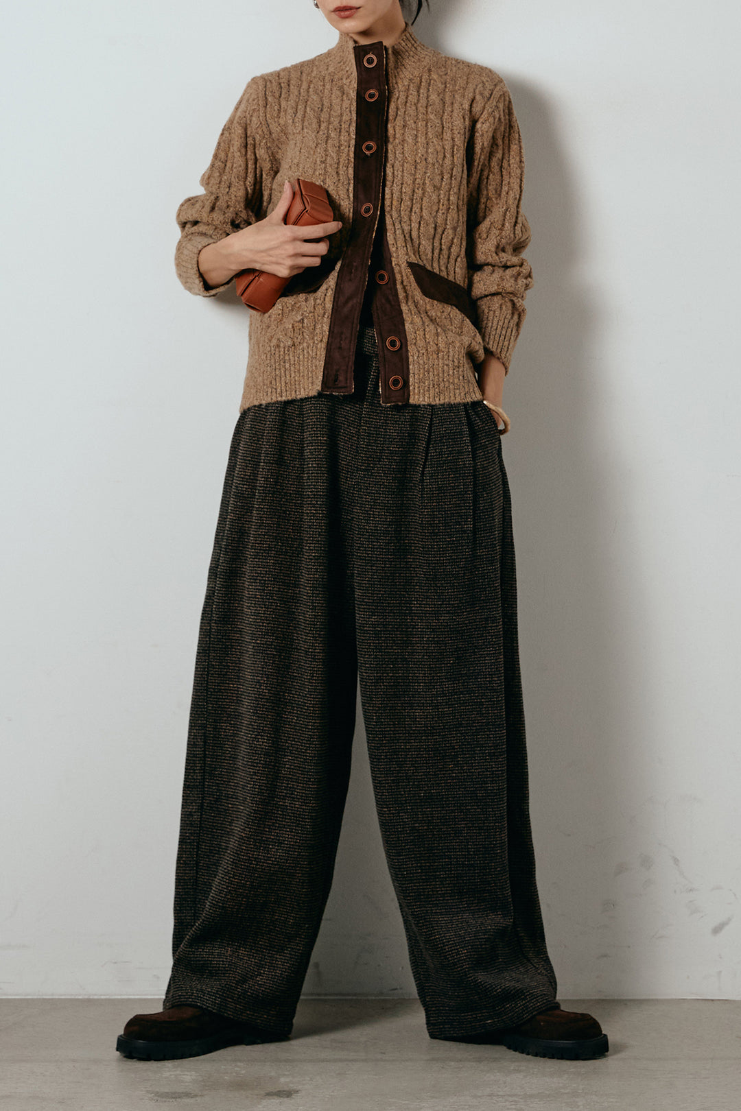 [SET]ボトルネックケーブルニットカーディガン+起毛タック入りツイードワイドパンツ(2set)