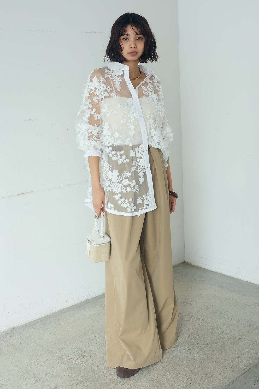 [SET]立体フラワー刺繍レースシャツ+ベルトループデザインハイウエストタックパンツ(2set)