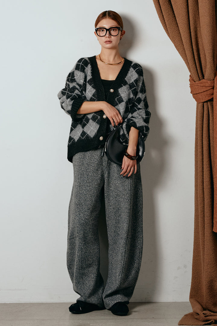 [SET]オーバーサイズ総柄Vネックニットカーディガン+杢ニットフレアパンツ(2set)