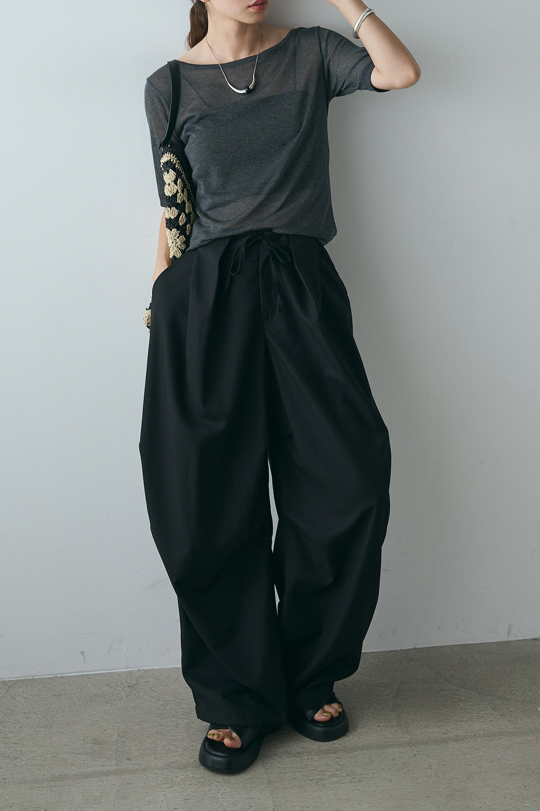 [SET]シアーバックオープンプルオーバー+デザインタックパンツ(2set)