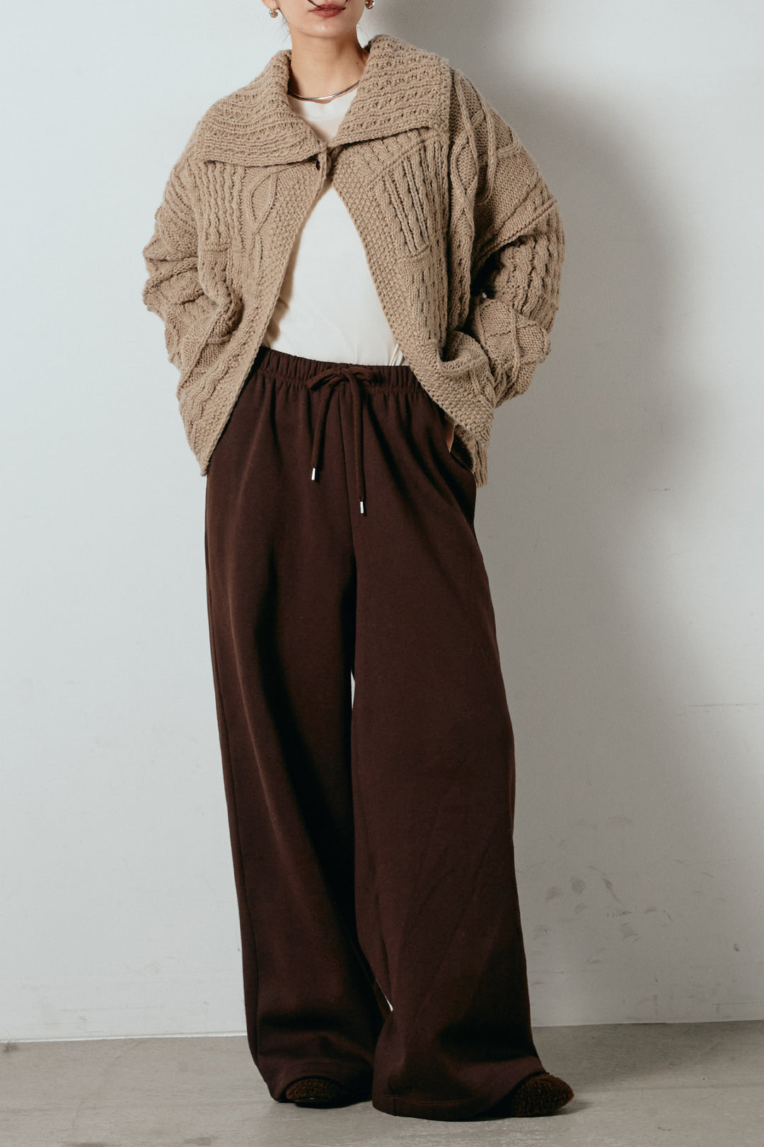 [SET]ビッグカラーケーブル編みニットトップス+裏起毛スウェットワイドパンツ(2set)
