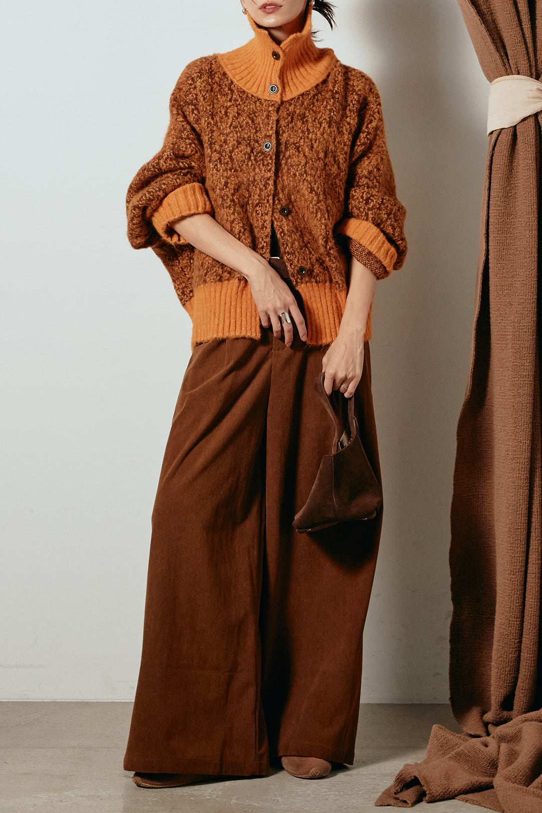 [SET]ハイネックミックスニットトップス+太ベルト付きコーデュロイタックパンツ(2set)