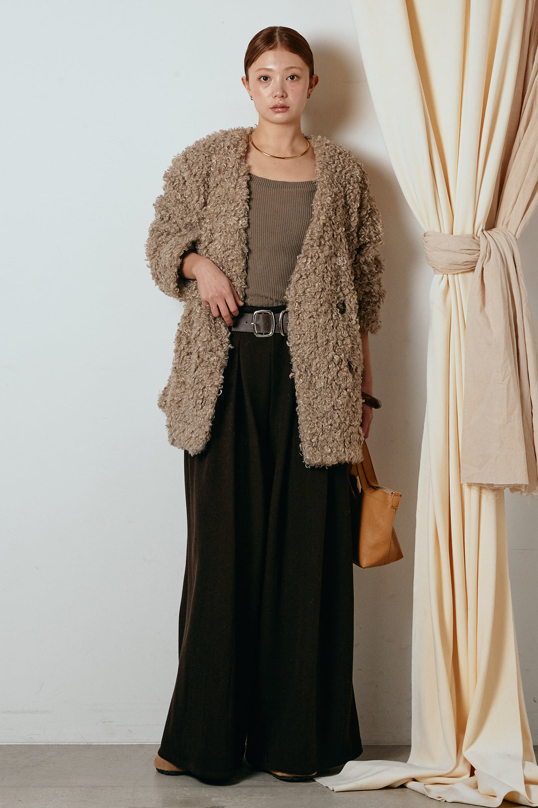 [SET]シープライクファージャケット+フェイクレザー太ベルト付きタックワイドパンツ(2set)