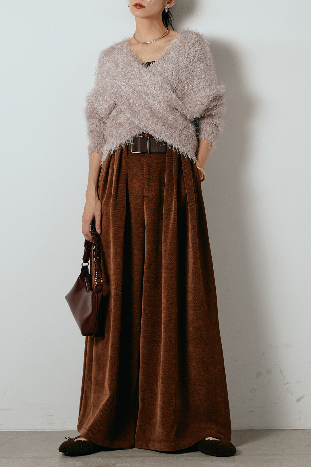 [SET]シャギークロスニットトップス+ベルトループコーデュロイワイドパンツ(2set)