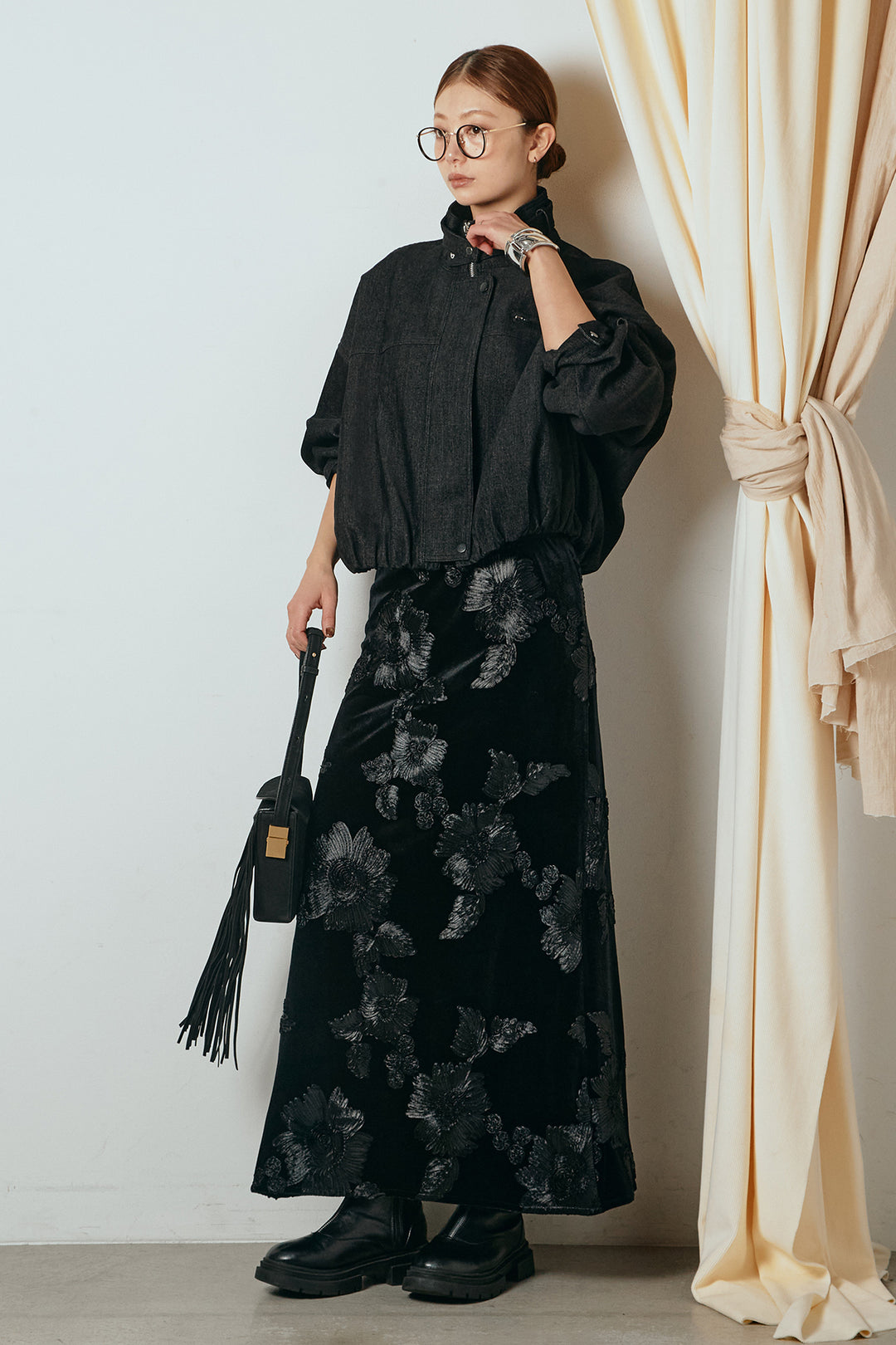 [SET]デニム調ハイネックブルゾン+フラワー刺繍ワイドスカート(2set)