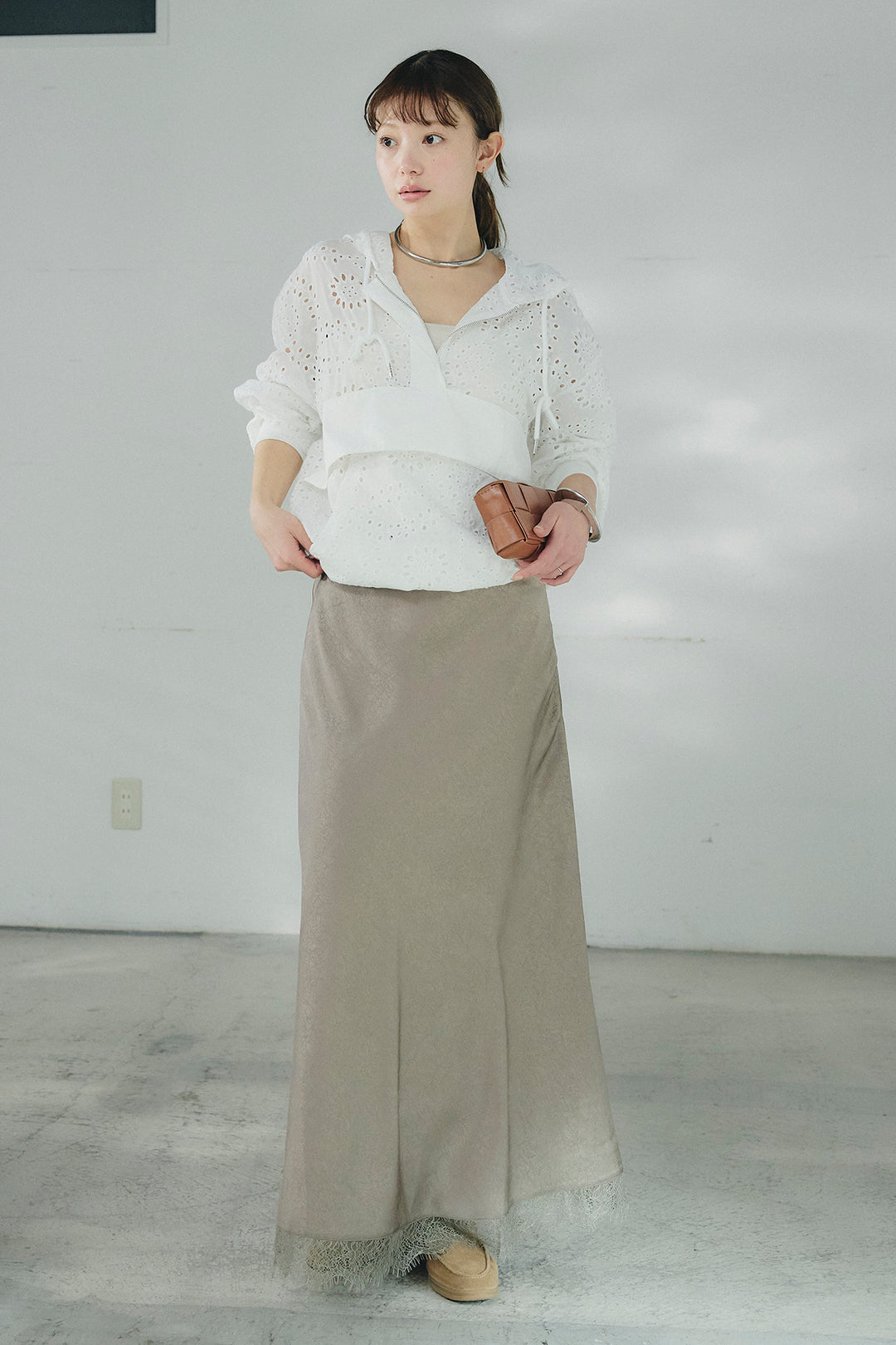 [SET]レースハーフジップアップフーディー+バイアスナローサテンスカート(2set)