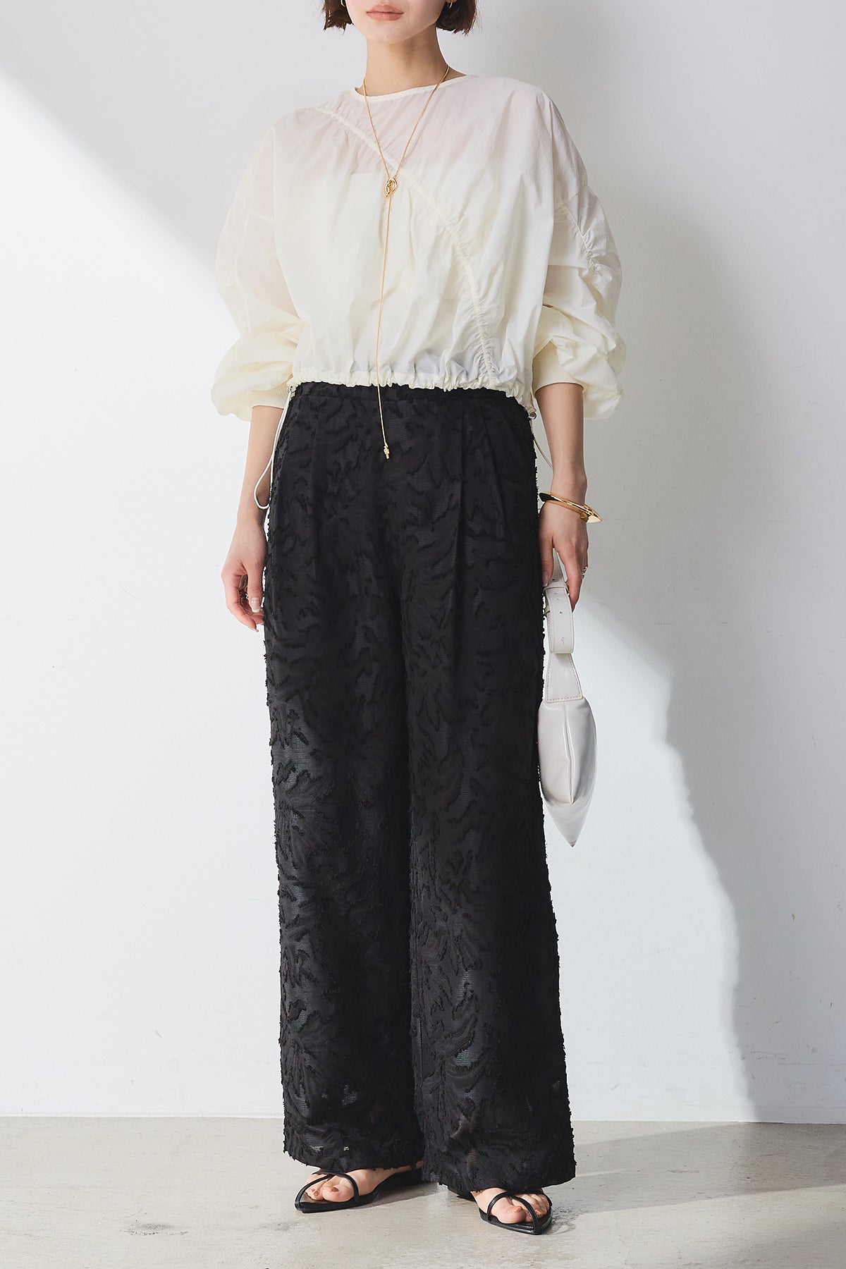 ESICA フェザーヤーン衿付きカーディガン➕細ベルト付きワイドパンツ ESICA［SET］フェザーヤーン衿付きカー ディガン+細ベルト付きワイド