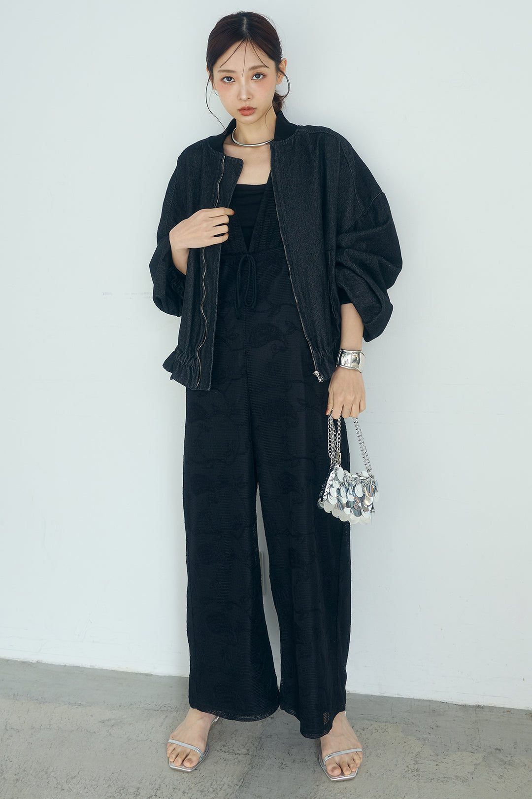 [SET]袖シャーリング裾フリルデニムブルゾン+レースサロペット(2set)