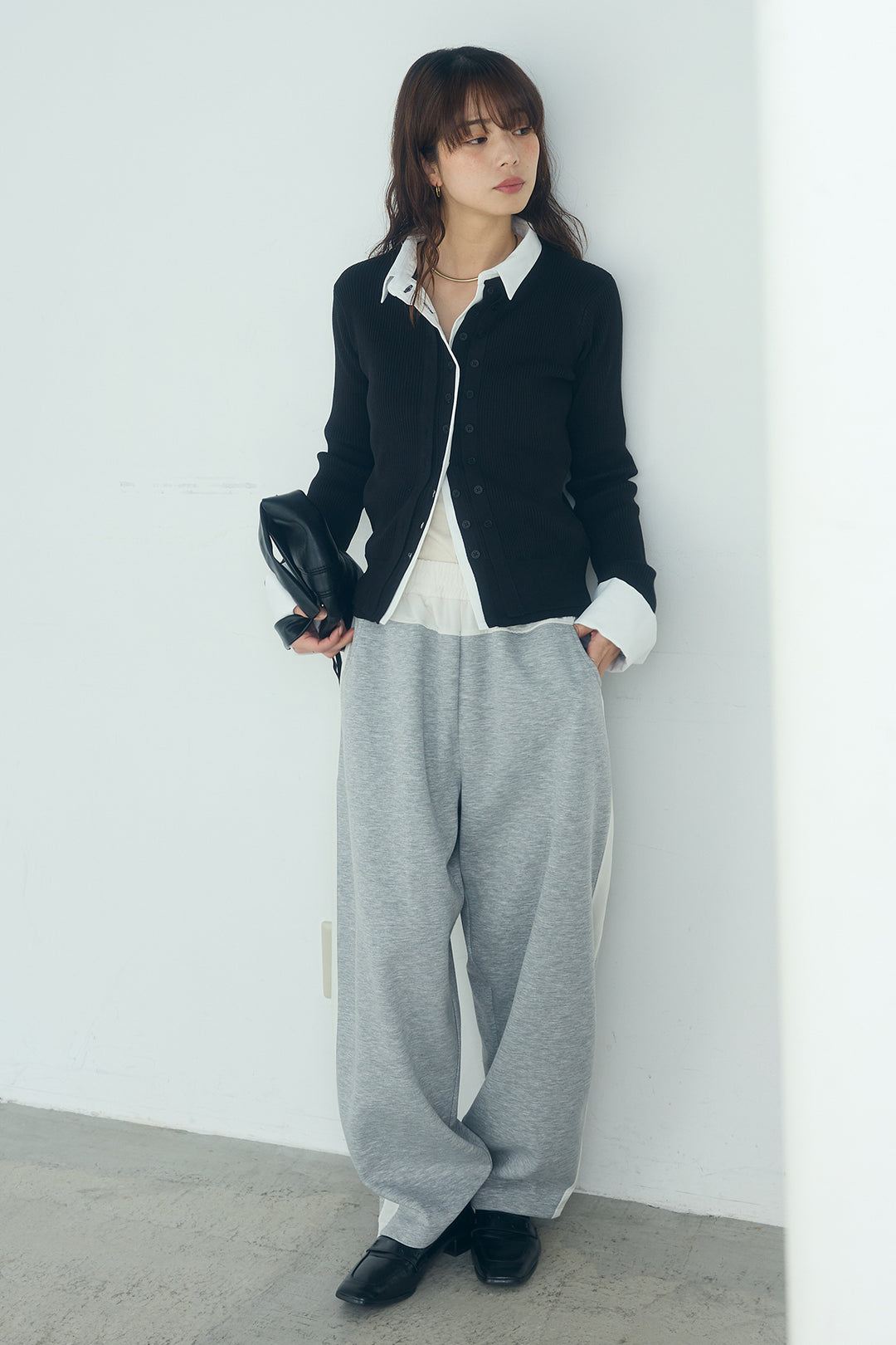 [SET]シャツドッキングボタンニットカーディガン+異素材切り替えスウェットパンツ(2set)