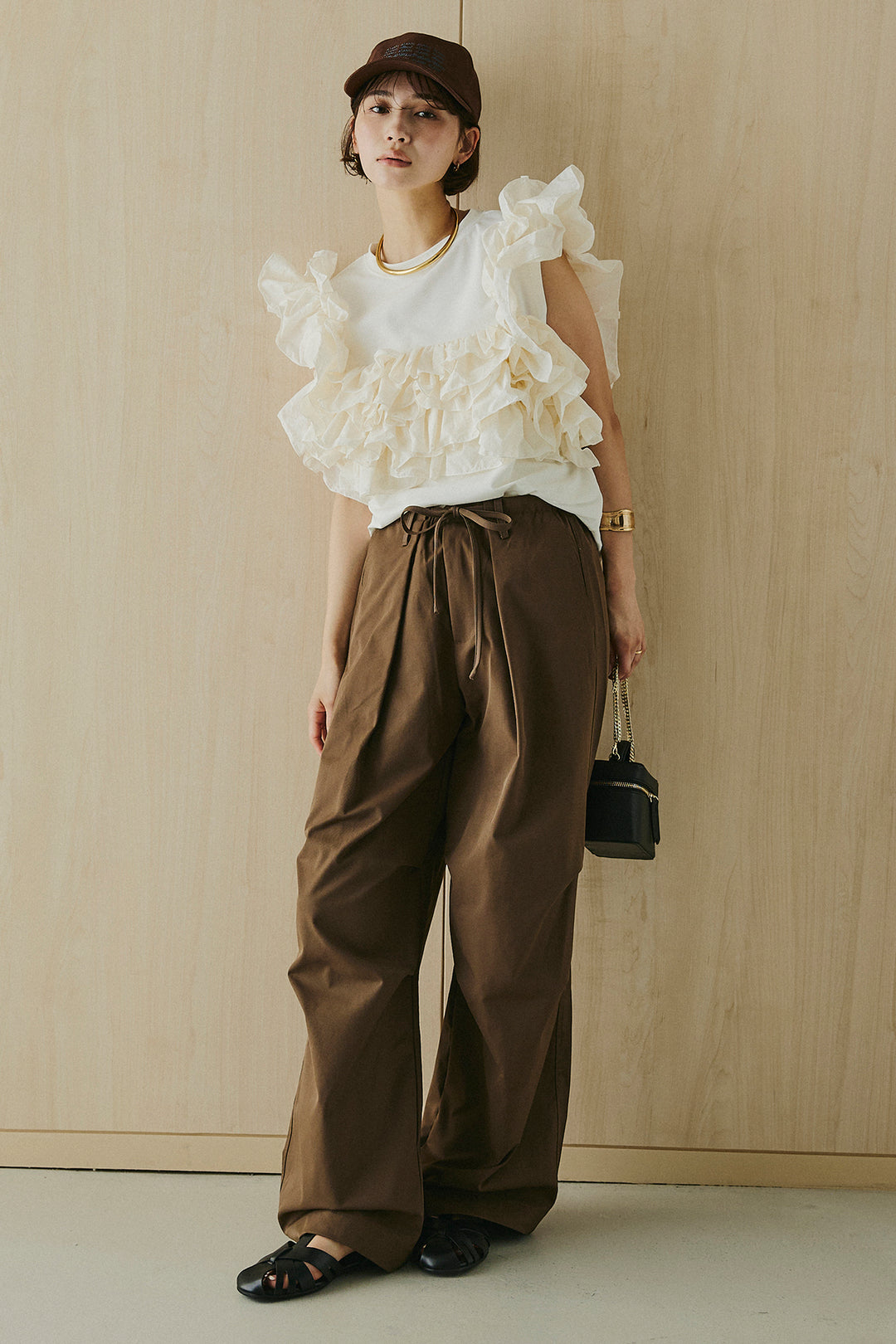 [SET]天竺ナイロンドッキングビスチェ風トップス+ニーサイドタックウエストドロスパンツ(2set)