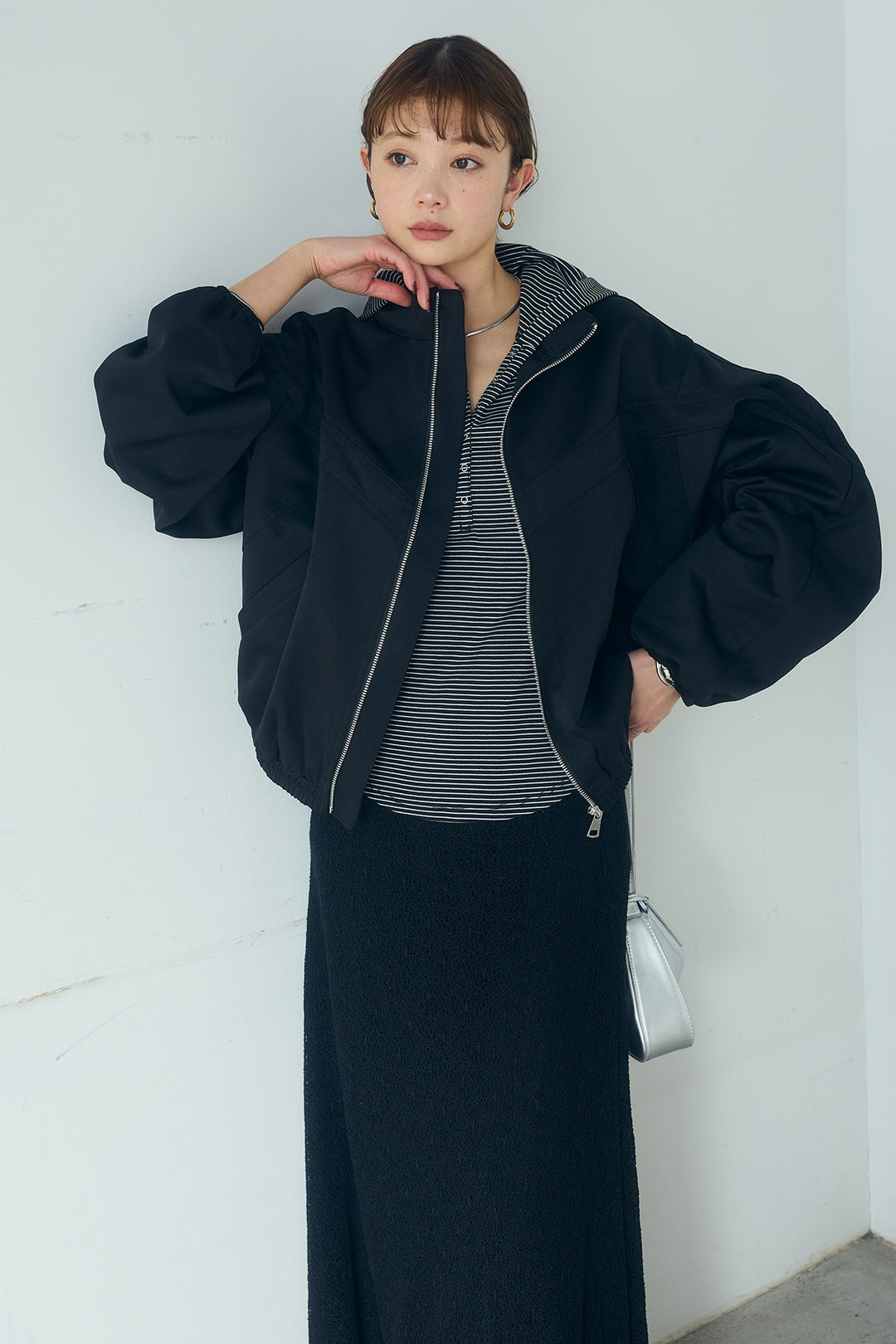 [SET]マルチ切り替えドルマンブルゾン+メッシュ刺繍ロングスカート+ボーダーフーディーロンT(3set)