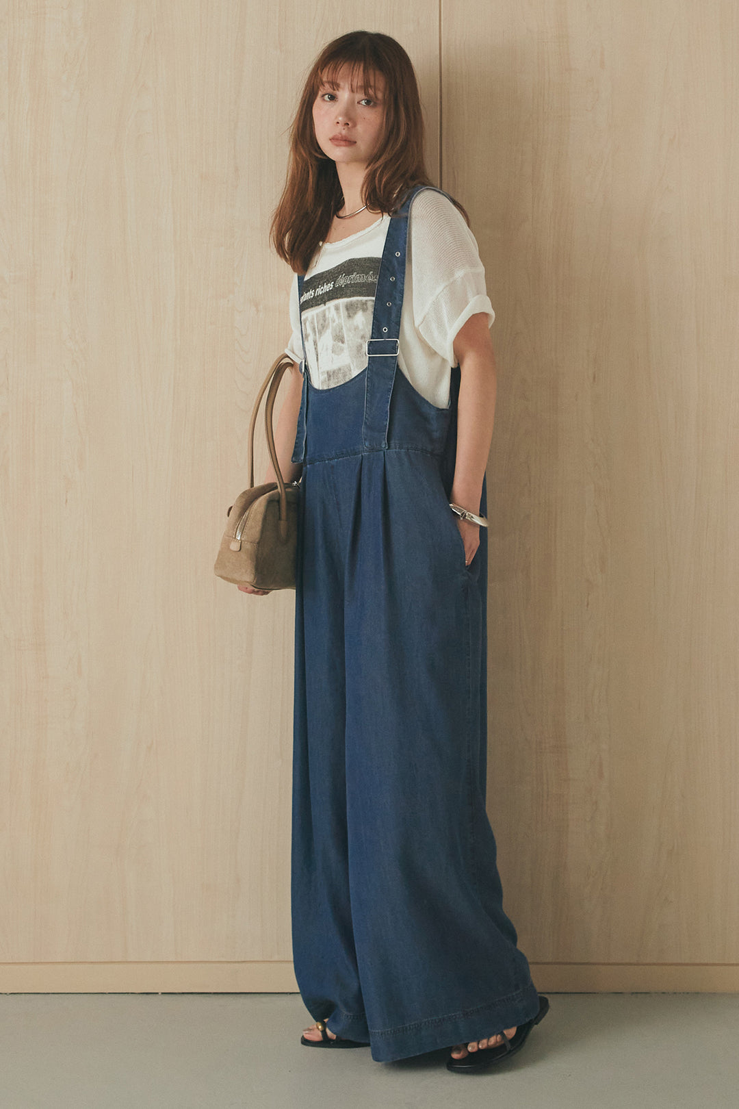 [SET]半袖モノトーングラフィックトップス+前後2WAYテンセルデニムサロペット(2set)