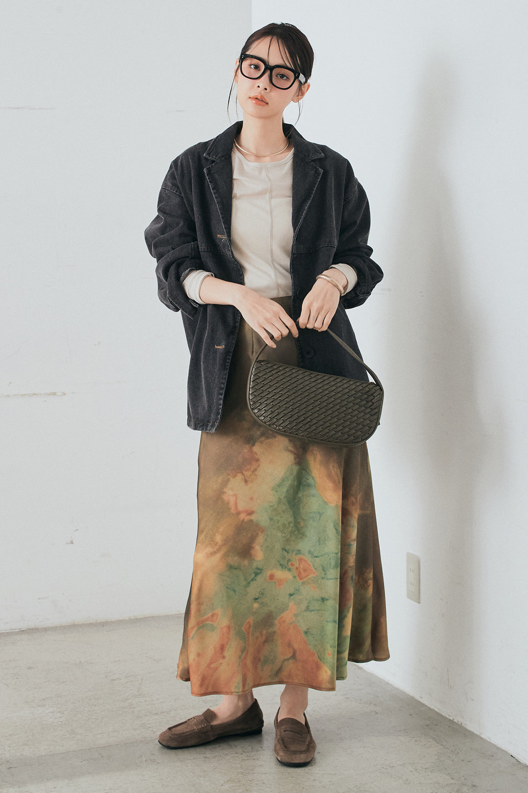 [SET]オーバーデニムジャケット+ニュアンス柄サテンスカート(2set)