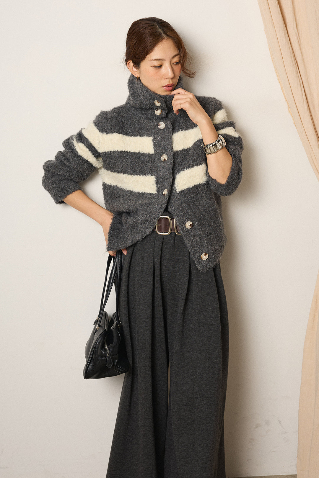 [SET]ハイネックボーダーニットカーディガン+フェイクレザー太ベルト付きタックワイドパンツ(2set)