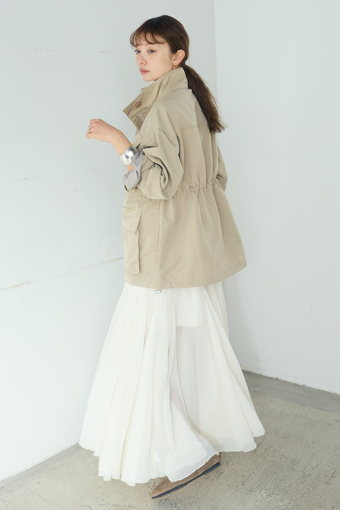 [SET]ナイロンツイルフィールドジャケット+シアーフリルキャミワンピース(2set)