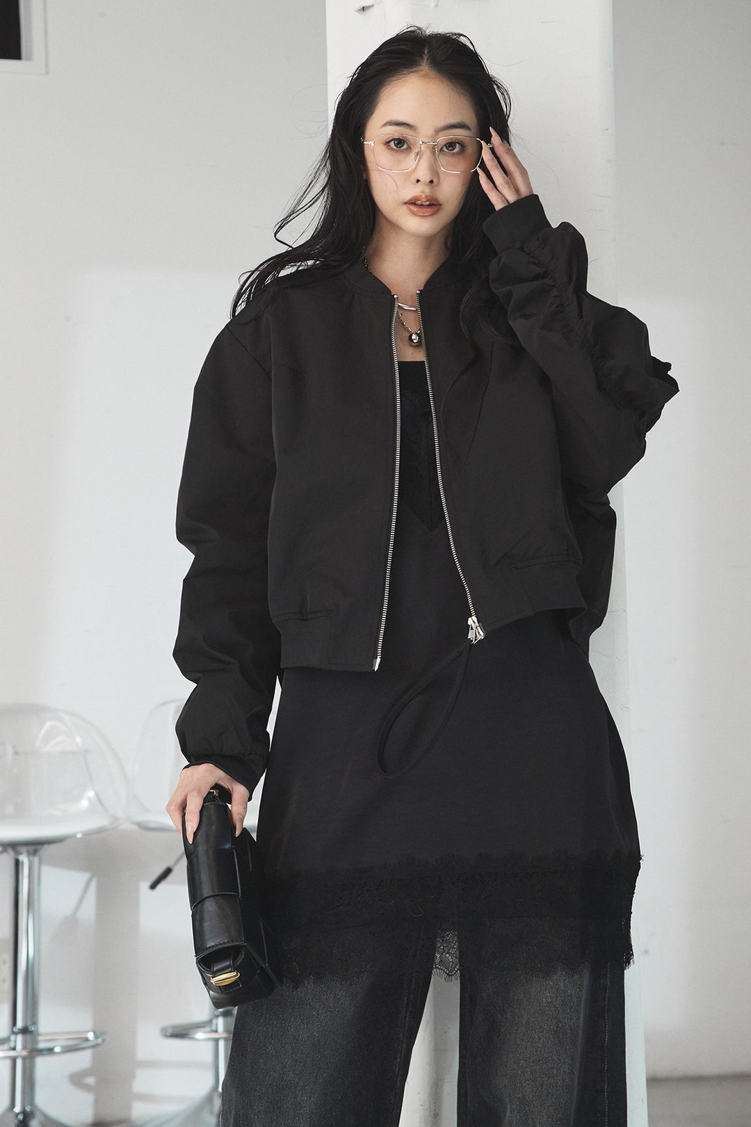 [SET]袖ギャザーデザインブルゾン+レース切り替えキャミソール+デニムアシメカーブパンツ(3set)