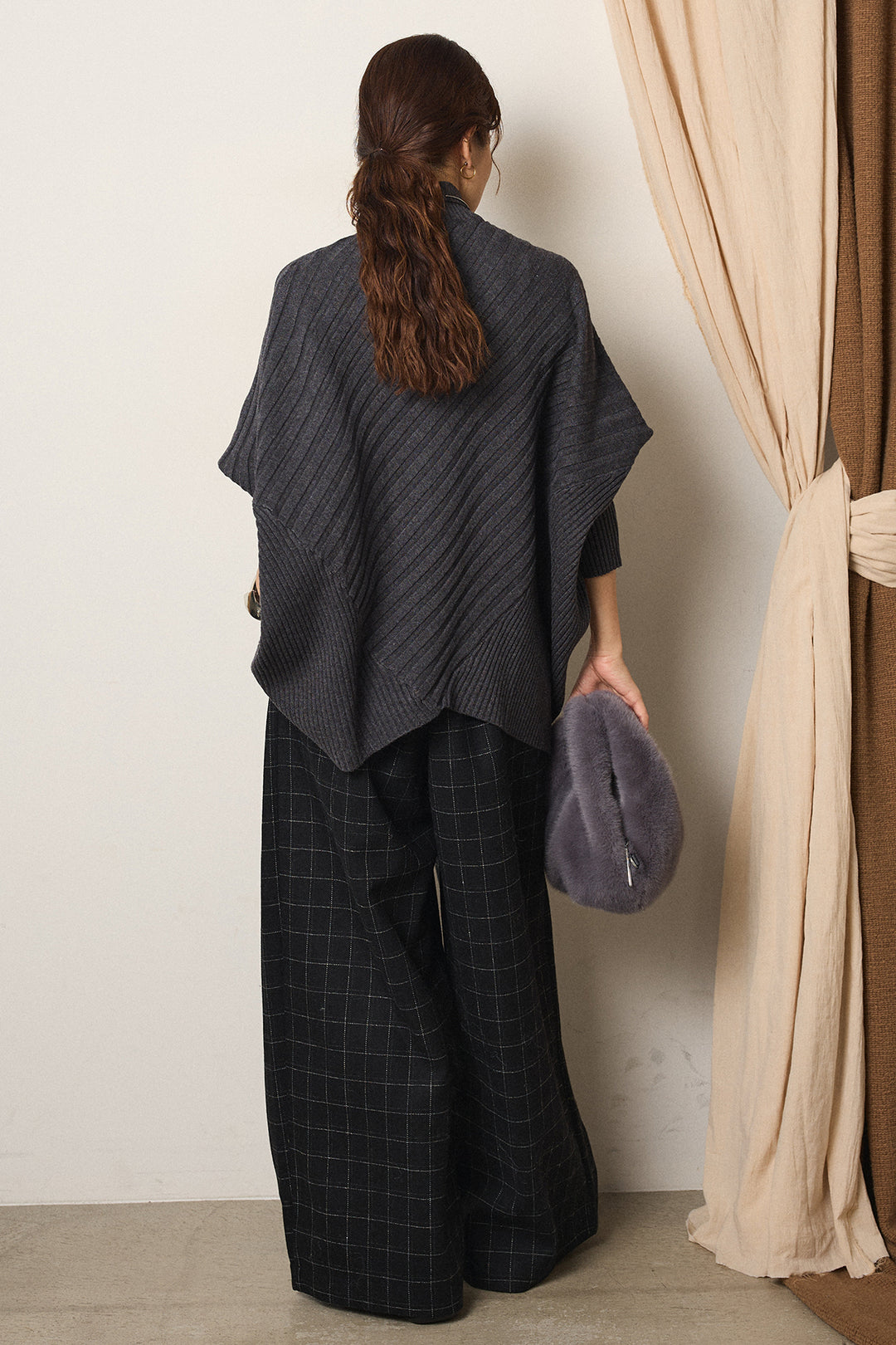 [SET]アシメデザインリブポンチョニットトップス+ウールライクチェックタックパンツ(2set)