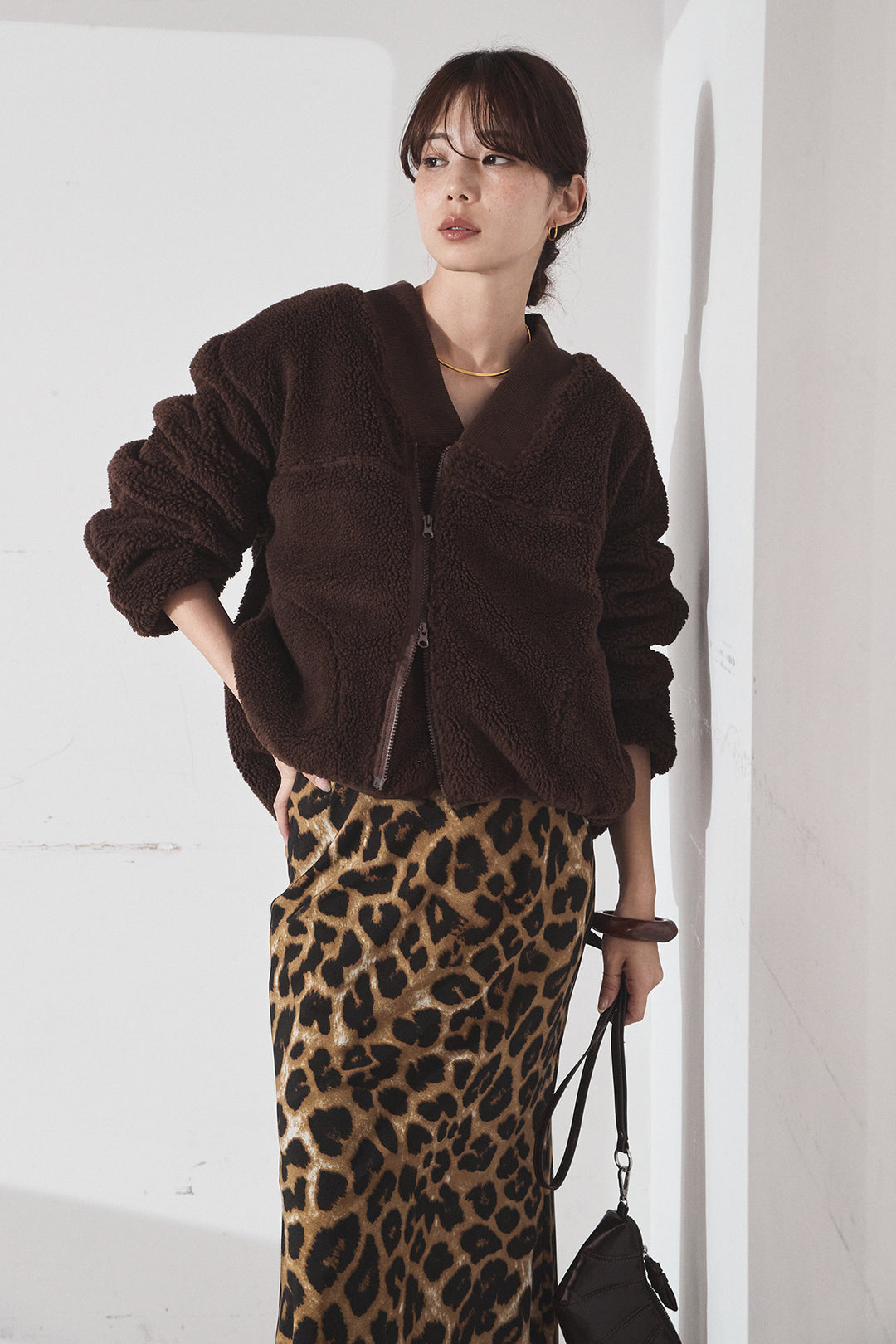 [SET]ノーカラーリブボアアウター+レオパードサテンナロースカート(2set)