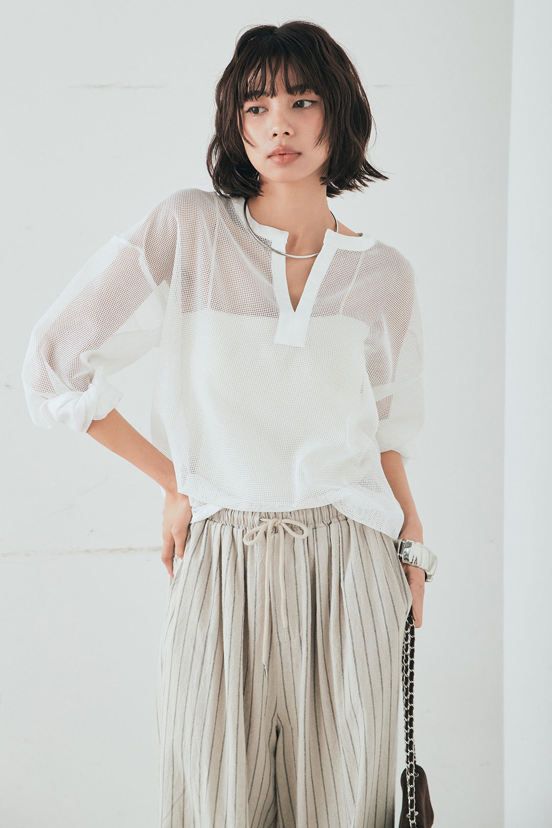 [SET]メッシュカットソースキッパープルオーバー+リネンライクストライプタックイージーパンツ(2set)