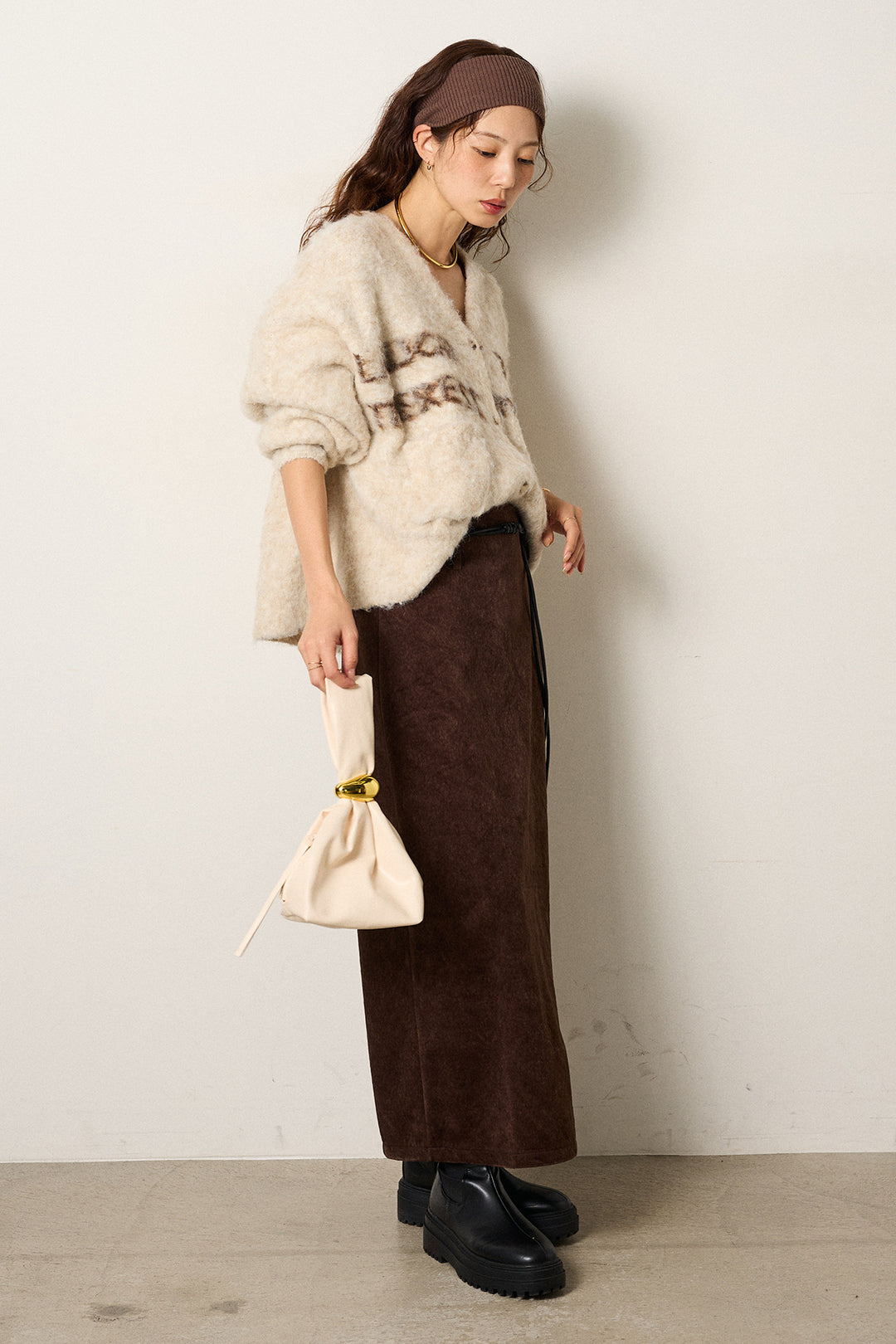 [SET]ウール混透かしロゴニットカーディガン+ロープベルト付きスウェード調スカート(2set)