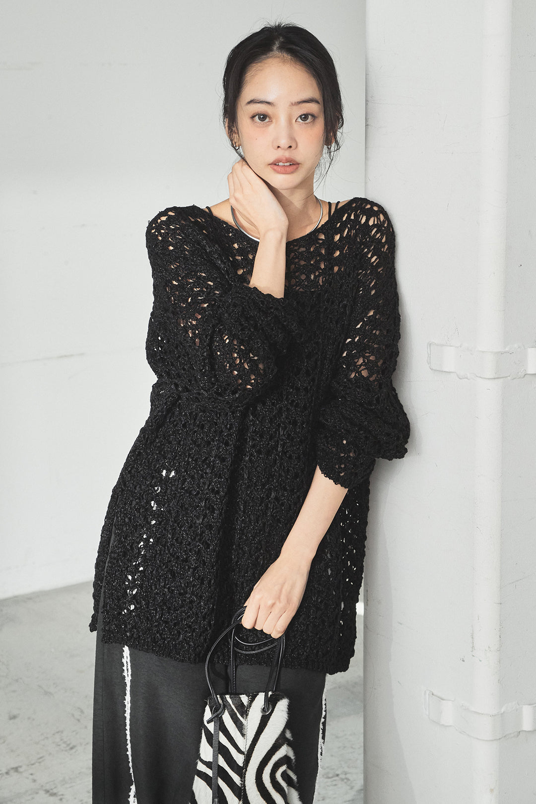 [SET]リラックスメッシュニットトップス+刺繡テープラインパンツ(2set)