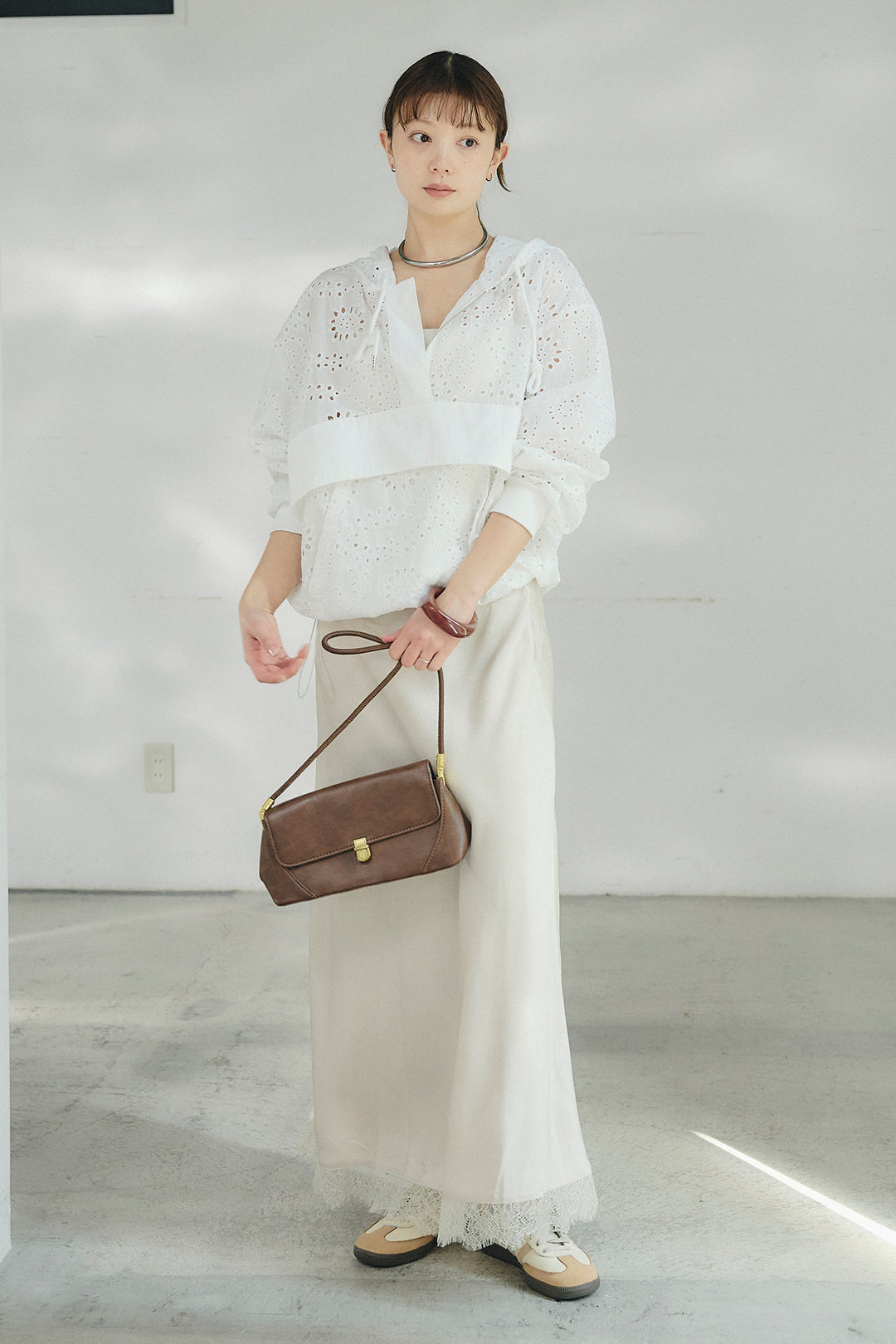 [SET]レースハーフジップアップフーディー+バイアスナローサテンスカート(2set)