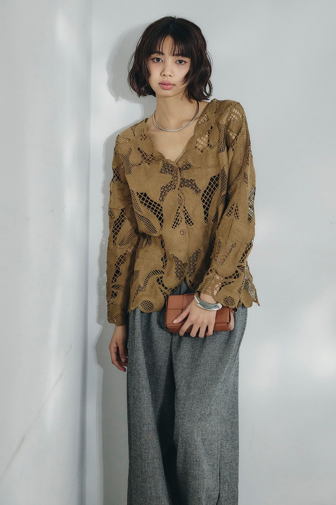 [SET]フラワー刺繍レースブラウス+サイドボタンツイードタックパンツ(2set)