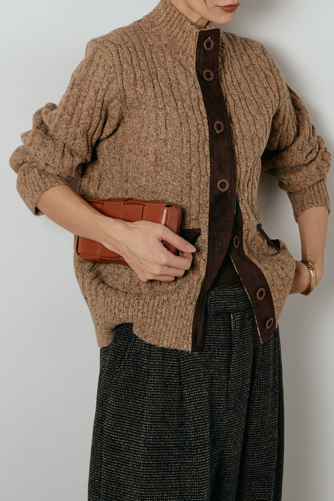 [SET]ボトルネックケーブルニットカーディガン+起毛タック入りツイードワイドパンツ(2set)