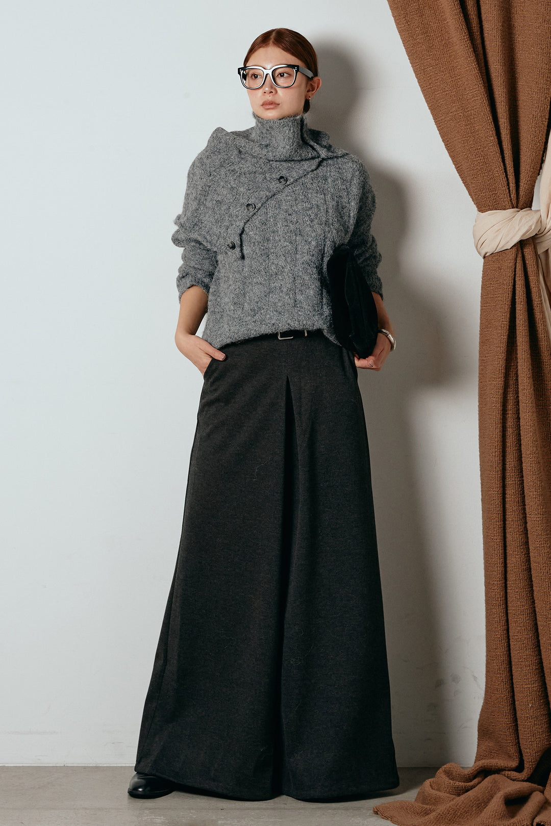 [SET]ケープデザインケーブルニットトップス+ベルト付きフロントタックデザインパンツ(2set)