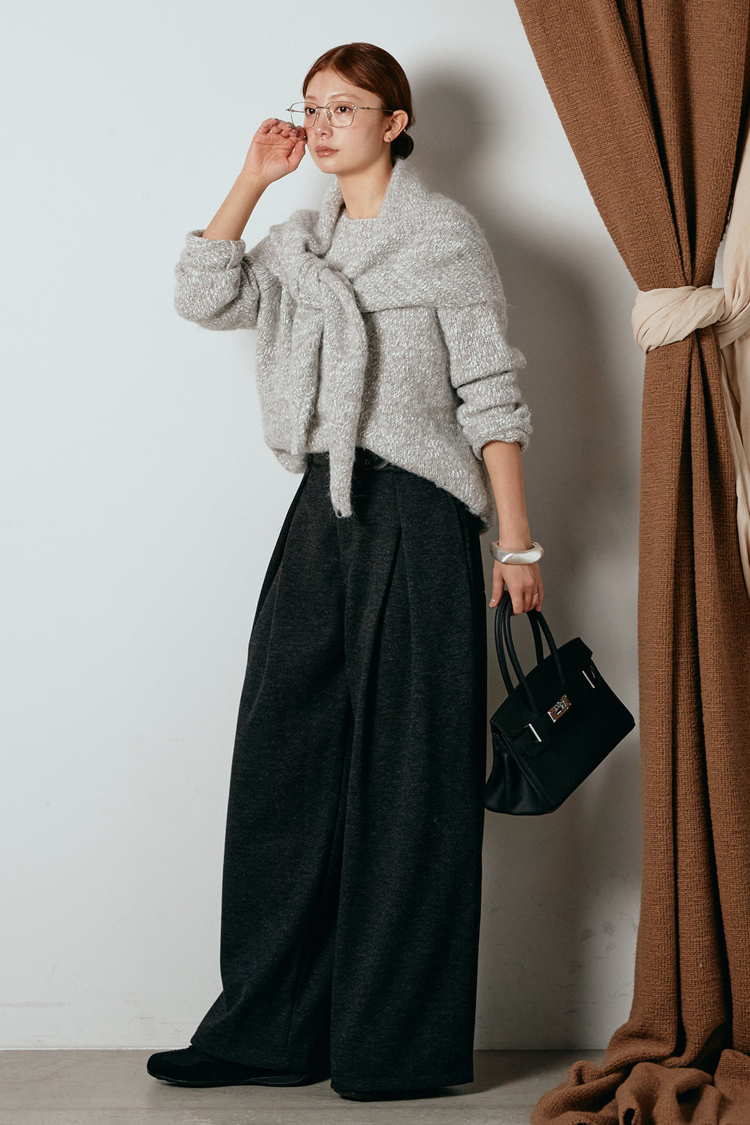 [SET]スカーフ付きミックスニットトップス+細ベルト付き起毛タックワイドパンツ(2set)