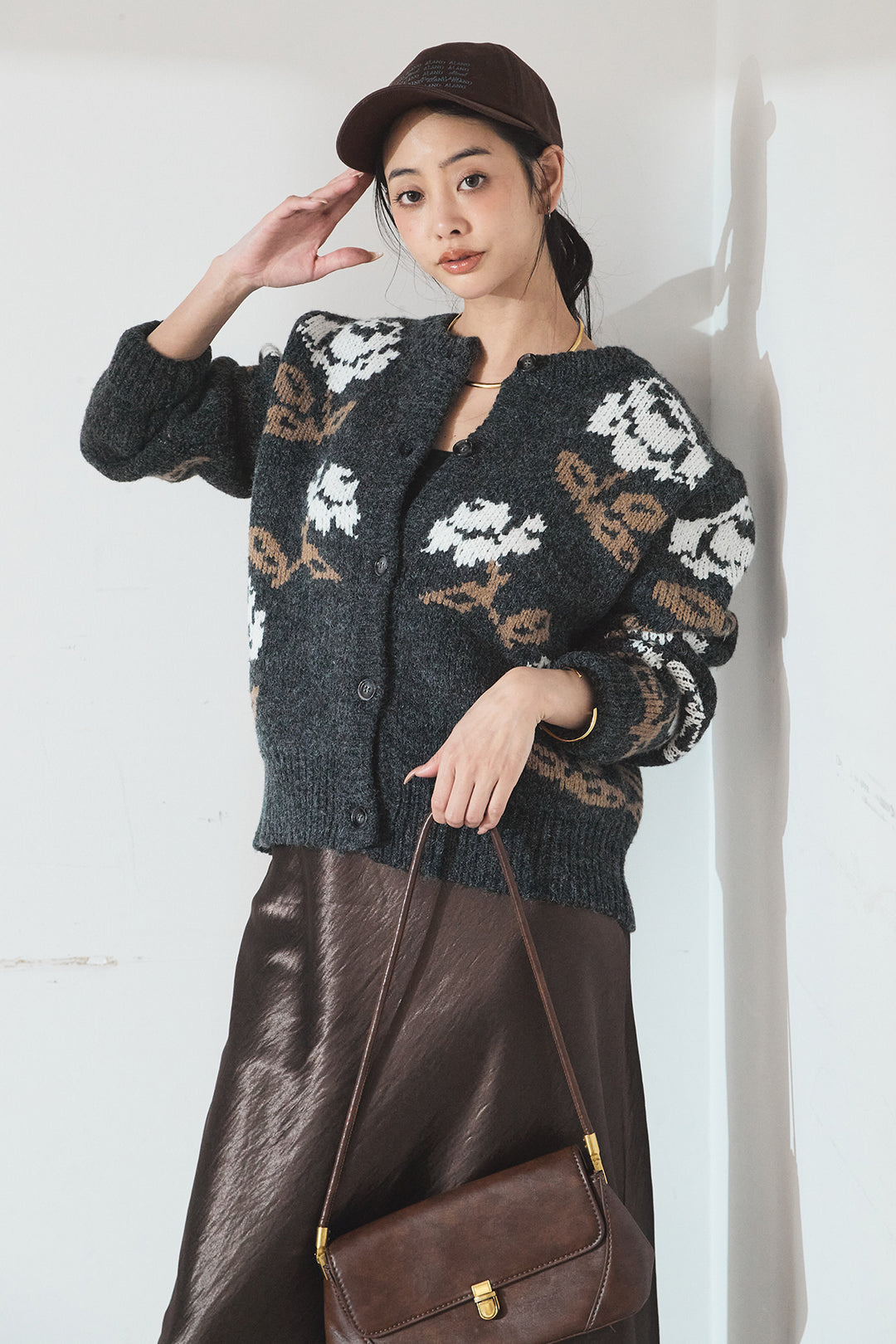 [SET]花柄ジャガードニットカーディガン+裾レースデザインサテンスカート(2set)