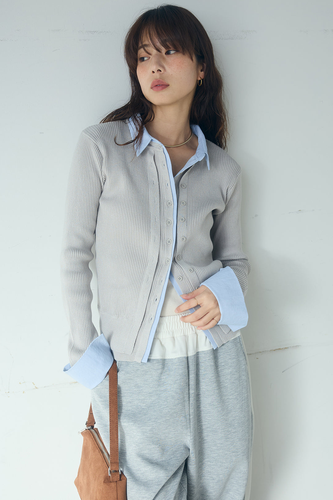 [SET]シャツドッキングボタンニットカーディガン+異素材切り替えスウェットパンツ(2set)