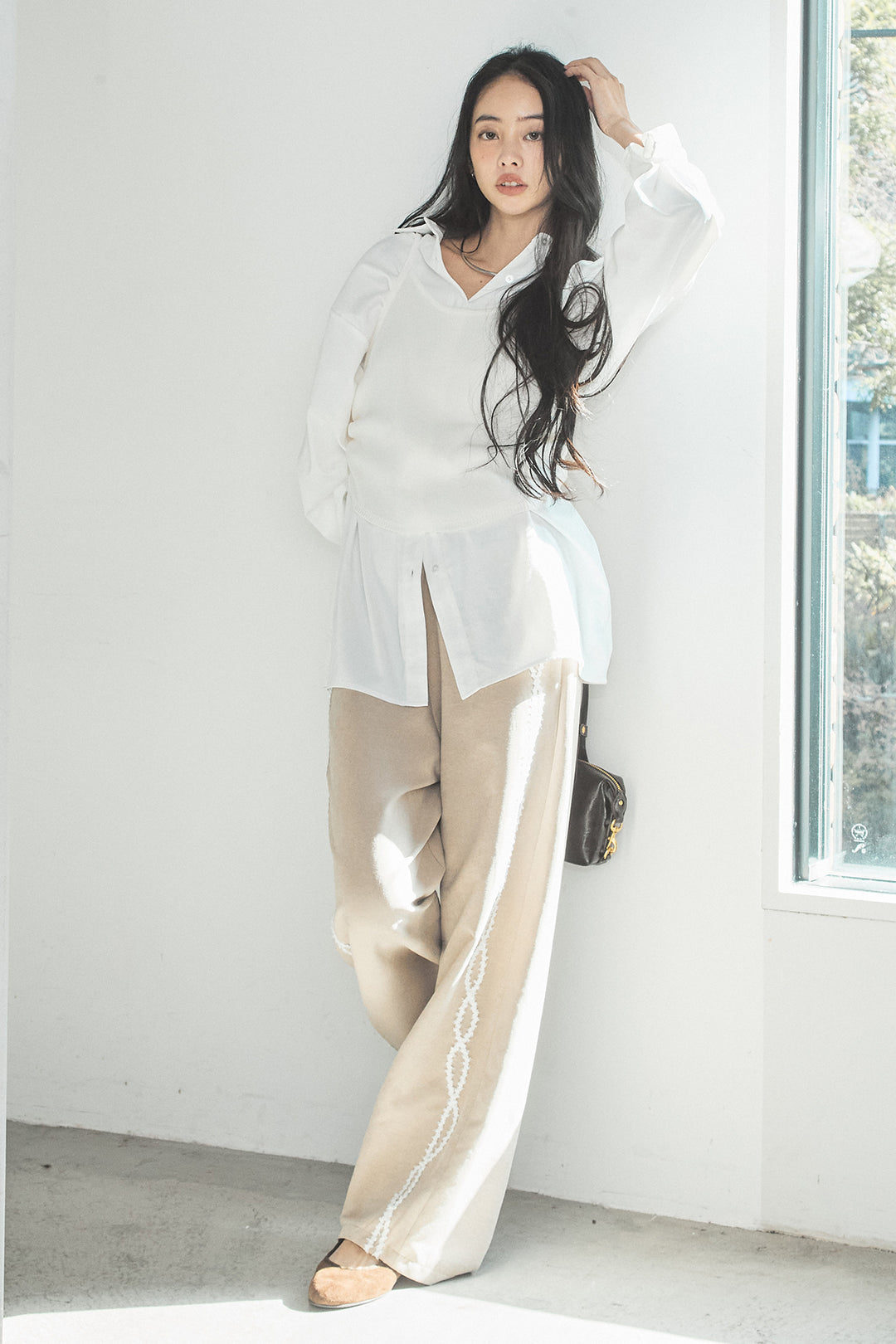 [SET]ニットキャミ付きシャツ+刺繡テープラインパンツ(2set)