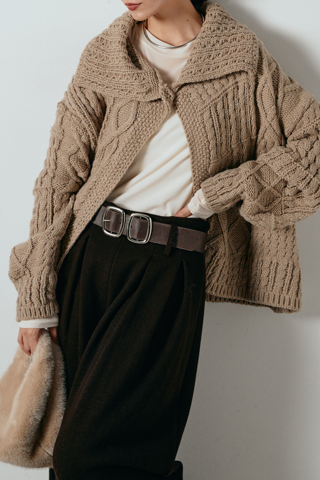 [SET]ビッグカラーケーブル編みニットトップス+2WAY袖コード刺繍クルーネックプルオーバー(2set)