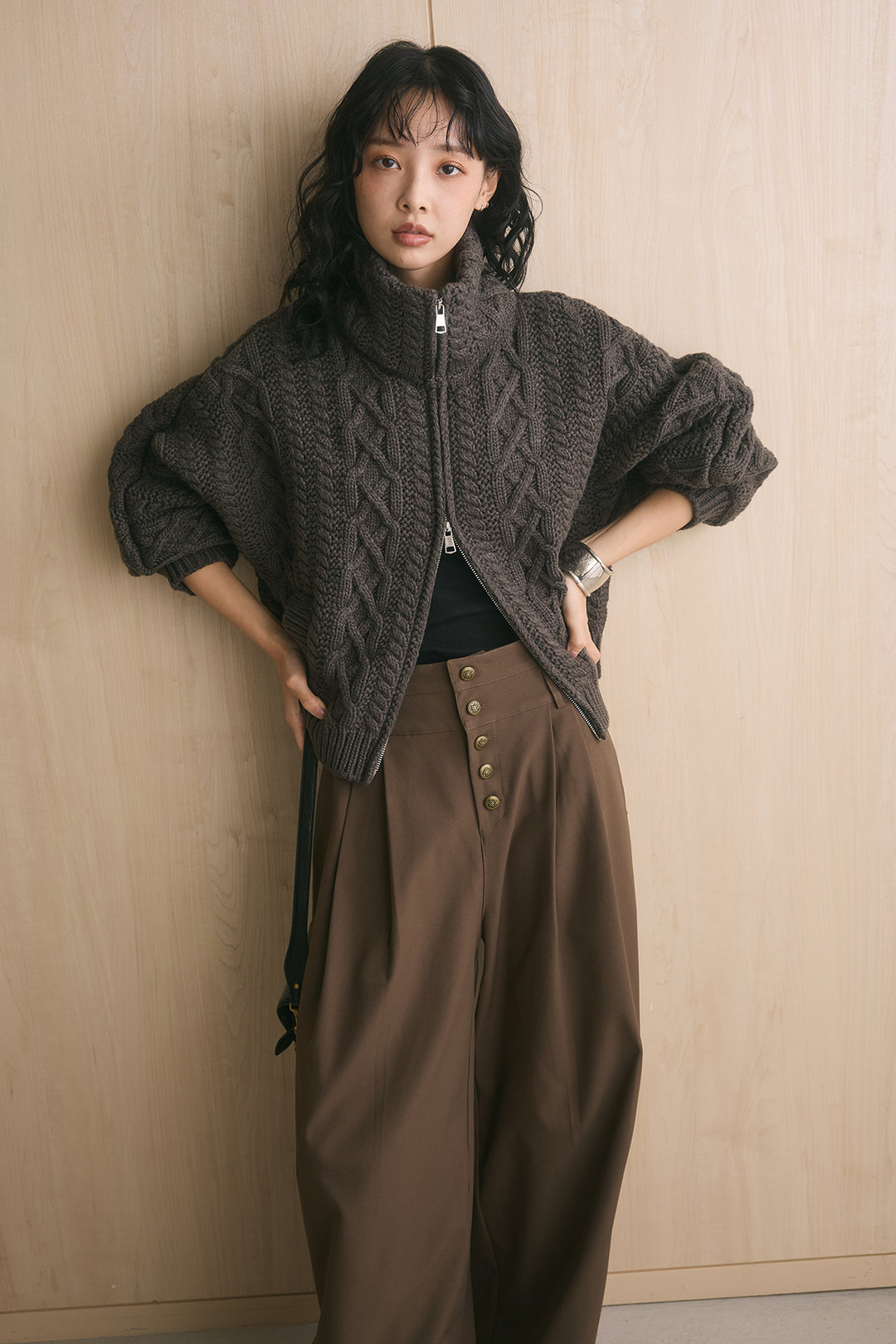 [SET]立体ケーブルダブルジップニット+ファイブボタンツータックワイドパンツ(2set)