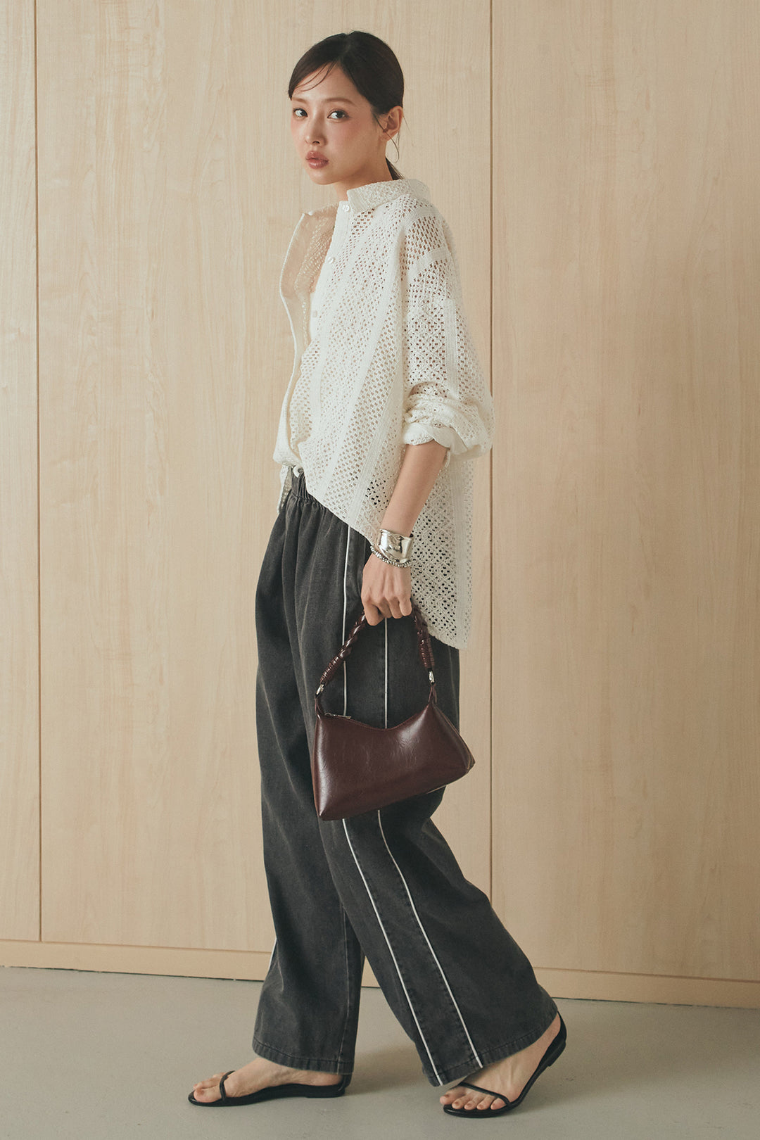 [SET]長袖襟付きレースシャツ+ドロストサイドラインデニムパンツ(2set)
