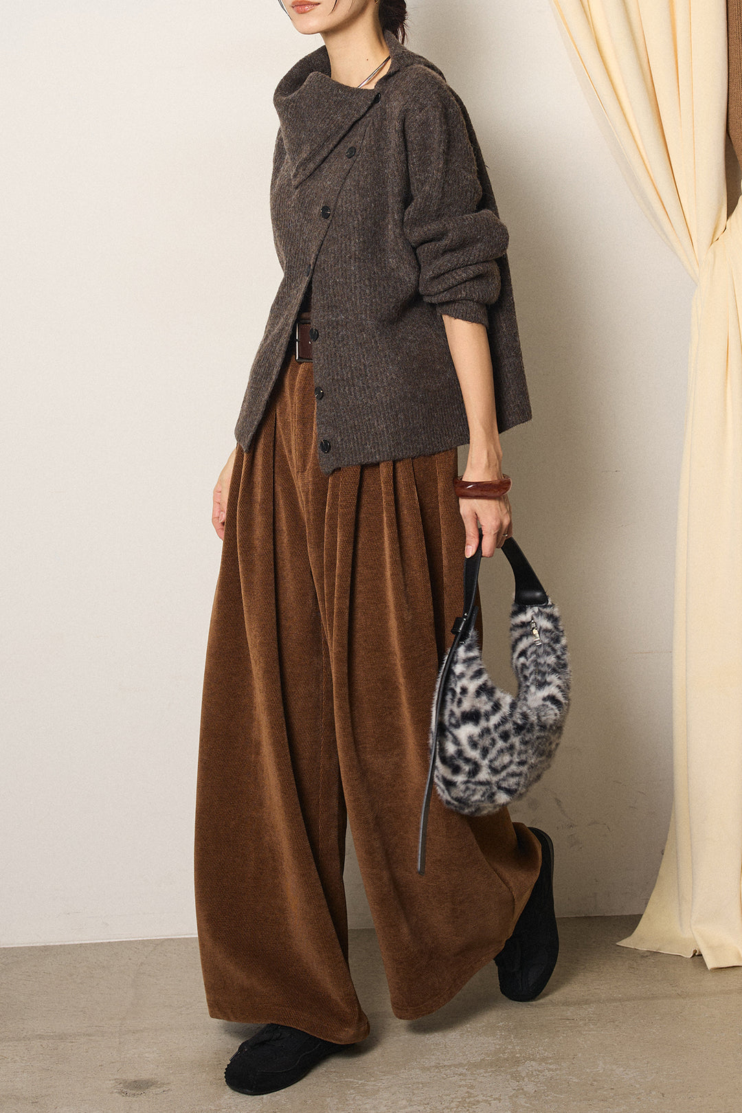 [SET]ボタンデザインネックニットプルオーバー+ベルトループコーデュロイワイドパンツ(2set)