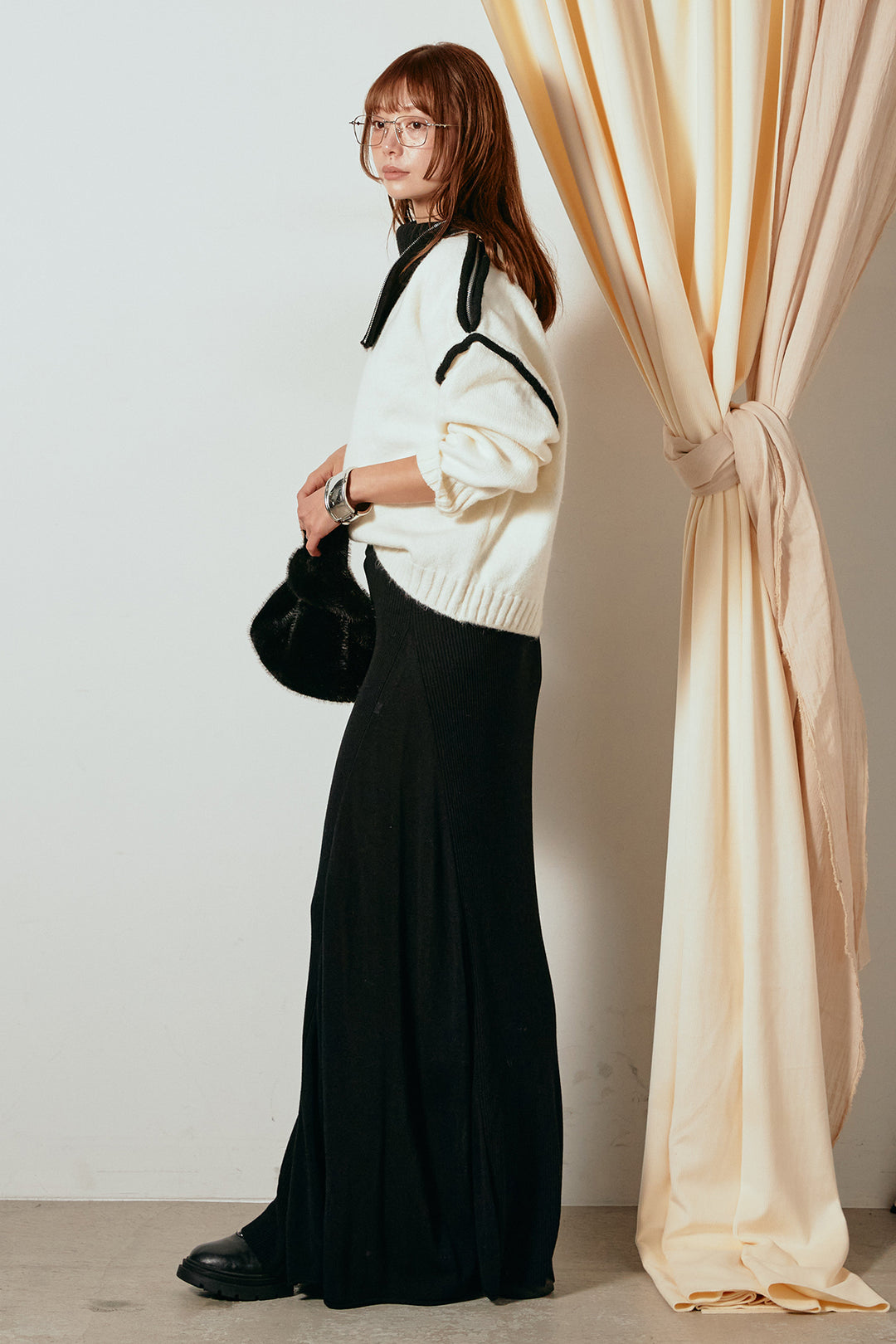 [SET]ハイネックジップデザインニットトップス+サイド切り替えリブニットロングスカート(2set)