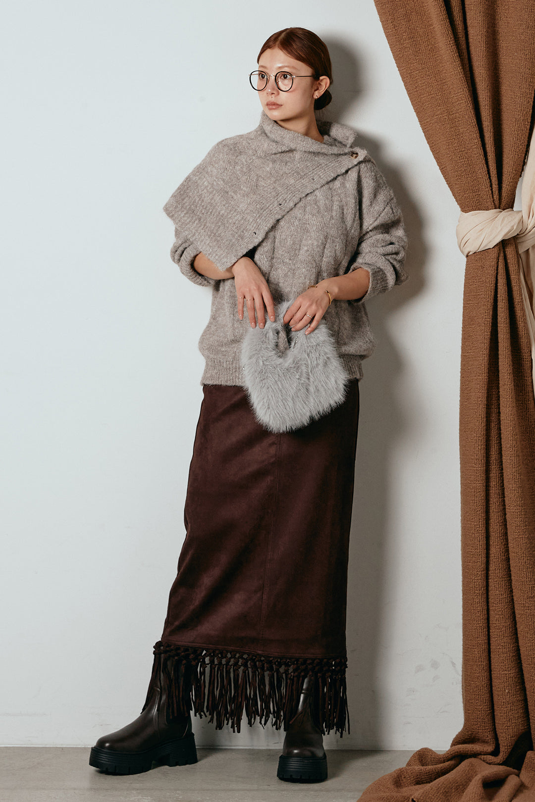 [SET]ケープデザインケーブルニットトップス+スウェードライク裾フリンジスカート(2set)