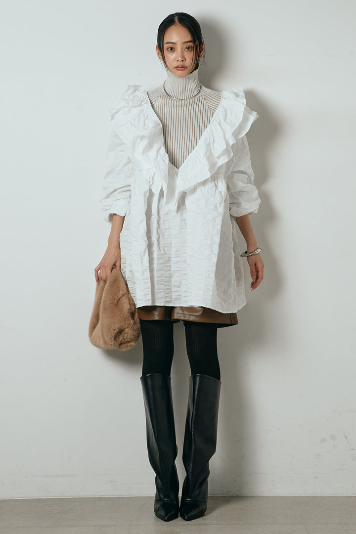 [SET]Vネックフリルカラーブラウス+リブニットシームレスタートルプルオーバー+ストレッチエコレザーバミューダパンツ(3set)