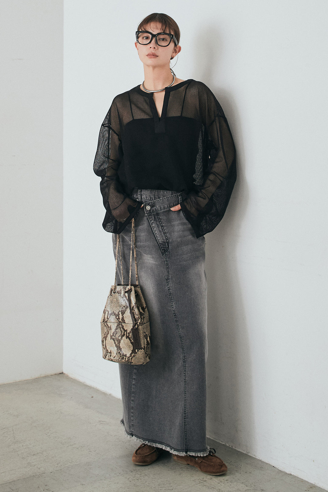 [SET]メッシュカットソースキッパープルオーバー+ウエストクロスデニムタイトスカート(2set)